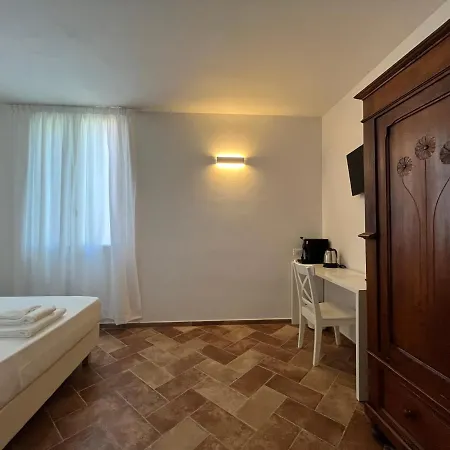 Nocleg ze śniadaniem San Mamante Santa Lucia delle Spianate